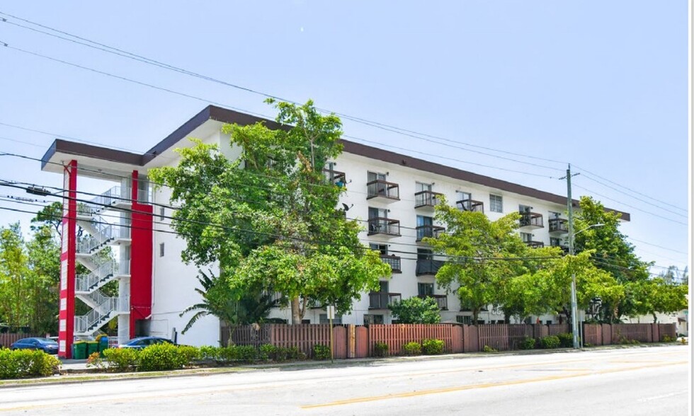 Building Photo - Ram Andrews Apartments