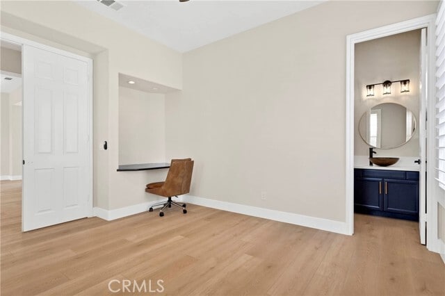 Building Photo - 7945 Horizon View Dr