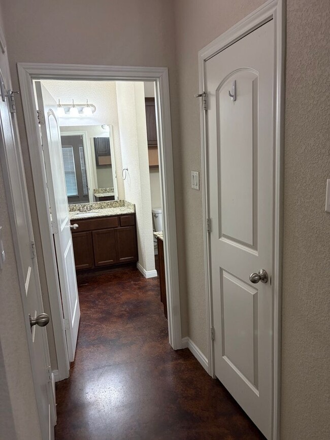 Building Photo - China Spring ISD Duplex