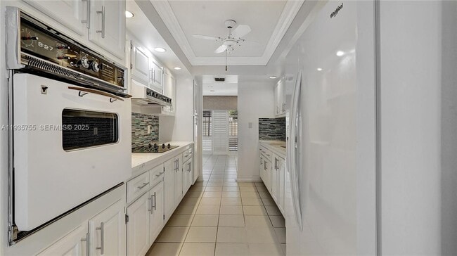 Building Photo - 205 Dunwoody Ln