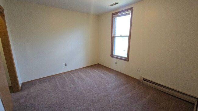 Building Photo - 54th