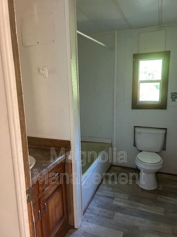 Building Photo - 168 Red Head Ln