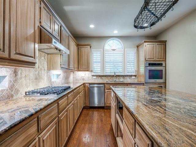 Building Photo - 6428 Glenhollow Dr