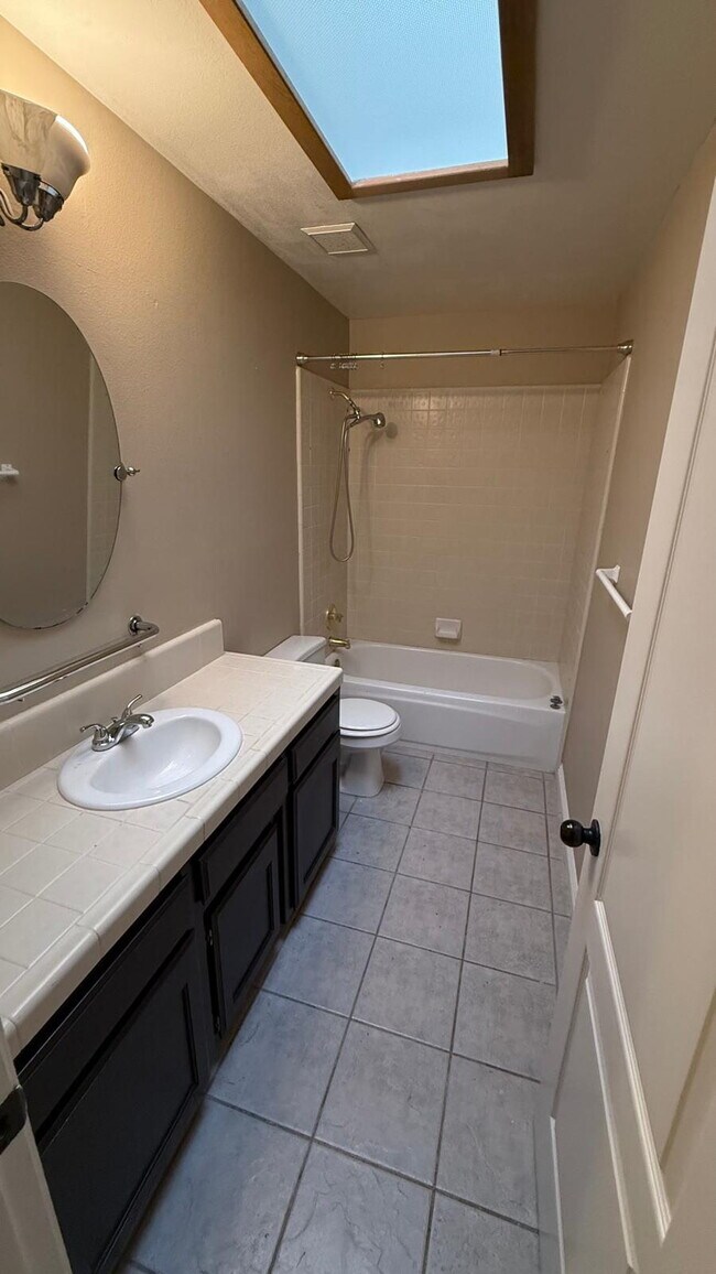 Building Photo - 5566 W Fir Ave