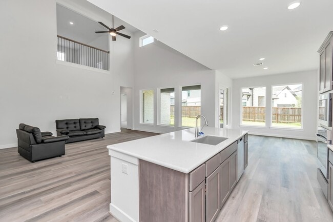 Building Photo - 21118 Chelton Bch Dr