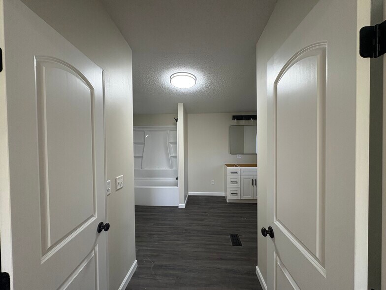 Bathroom on Bedroom 1 - 54 Bald Hill Rd
