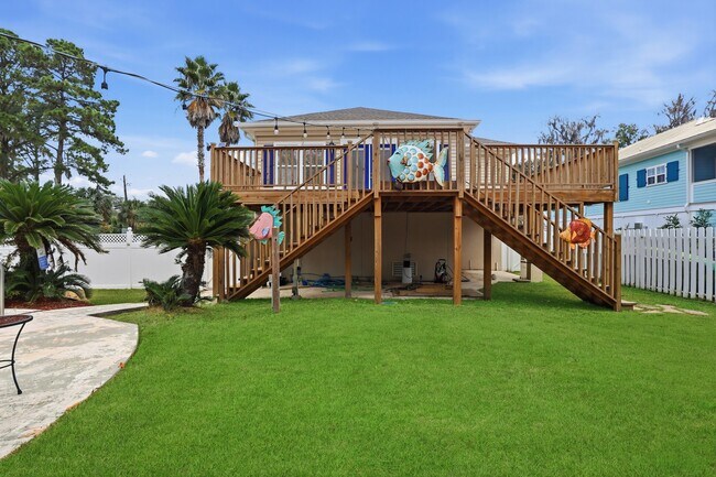 Building Photo - Lowcountry living on beautiful Whitemarsh Island