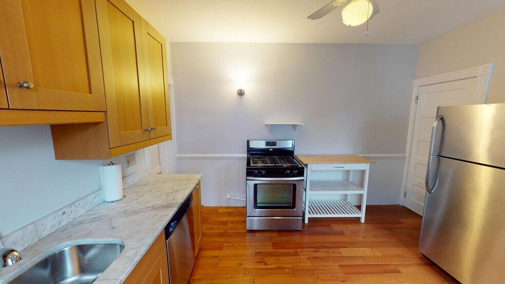 Primary Photo - 26 Taft St
