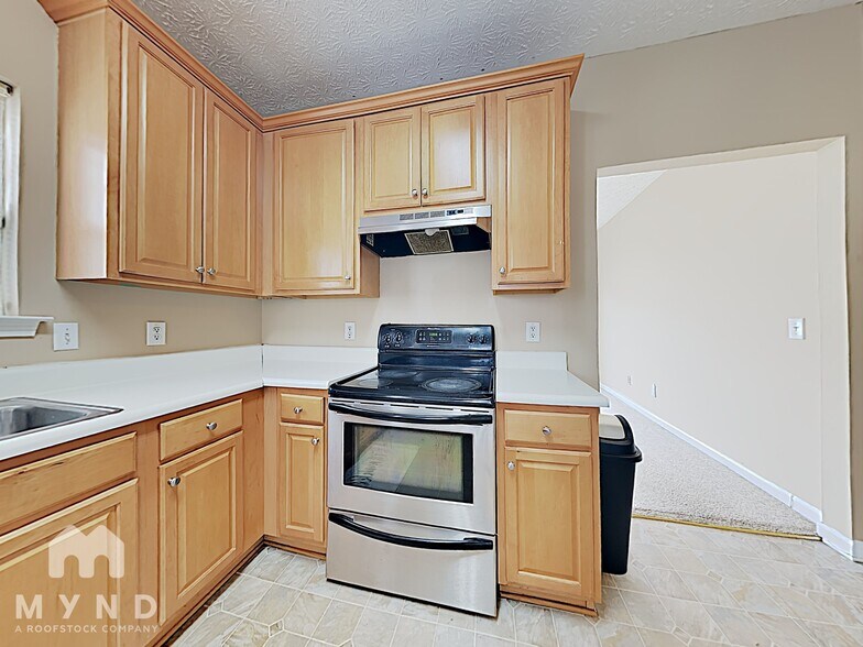 Building Photo - 4615 Legacy Square