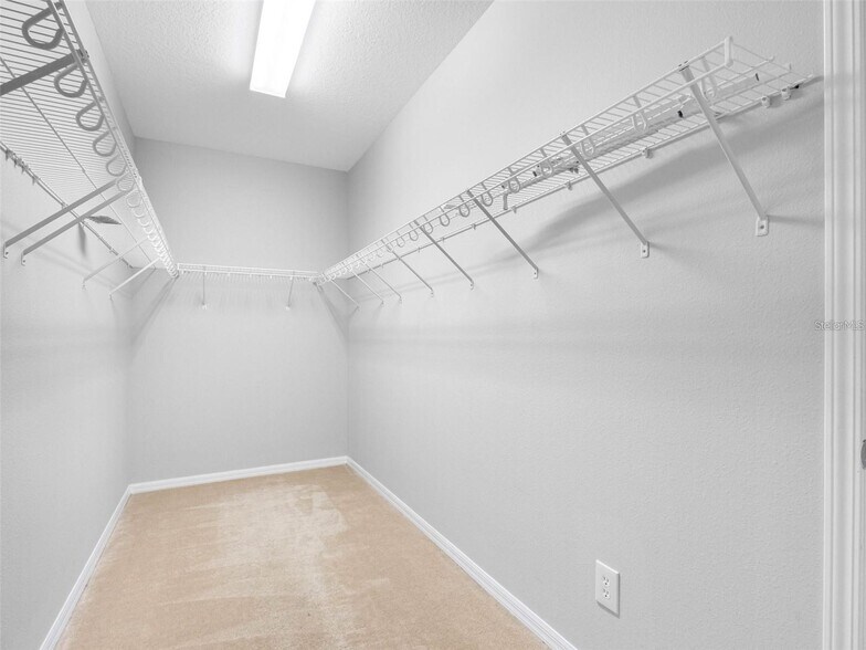 Building Photo - 12820 Belvedere Song Way