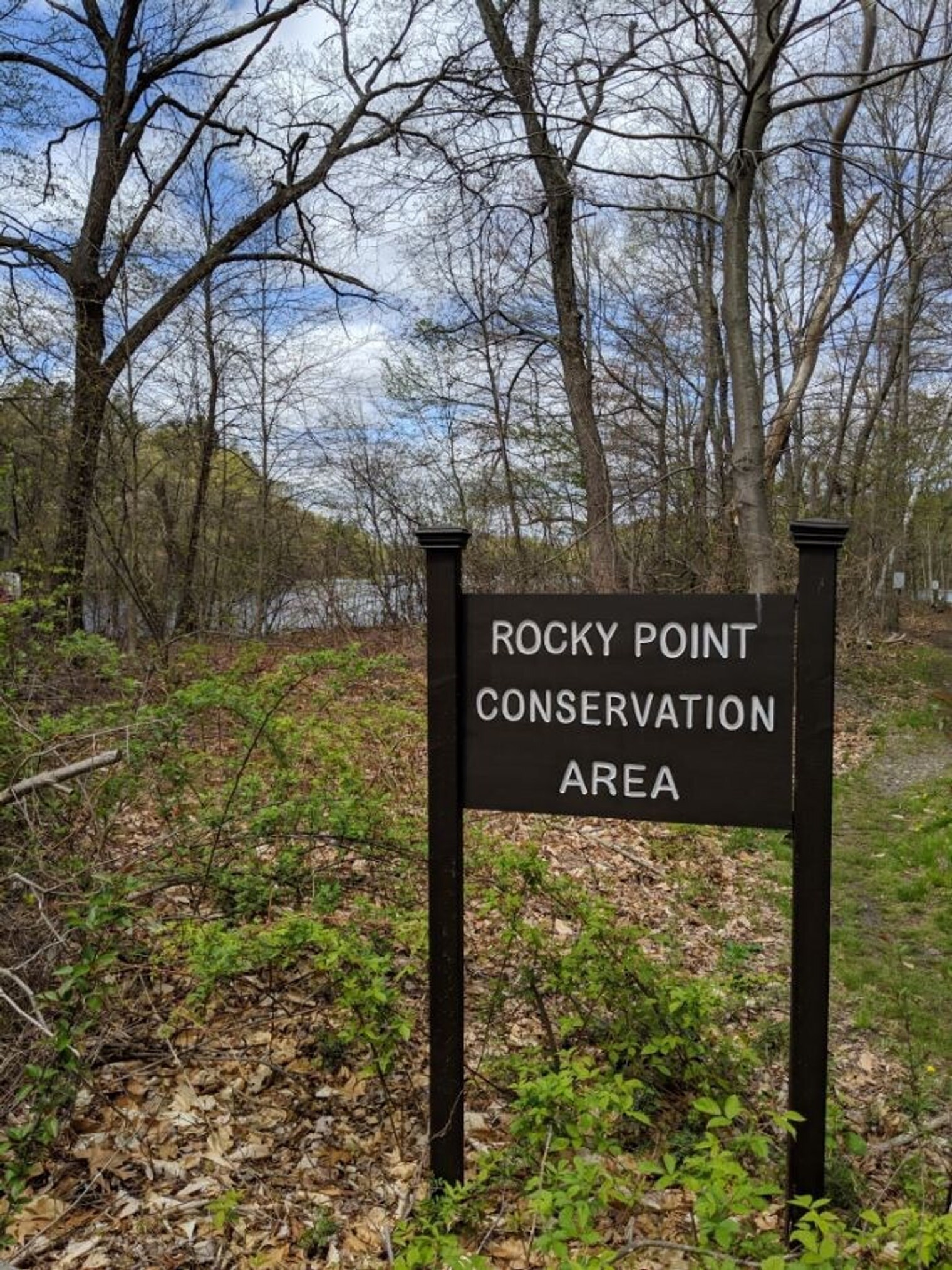 Building Photo - 253 Main St