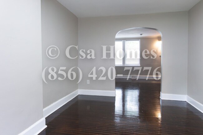 Building Photo - Newly Renovated 3 Bed/1 Bath home in Fairview!
