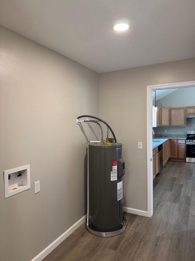 Building Photo - NEW CONSTRUCTION. 264 Silver Run Rd. Munford, AL