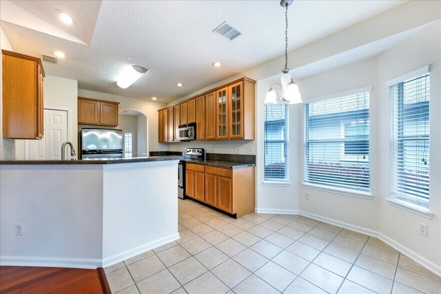 Building Photo - 4569 Comanche Trail Blvd
