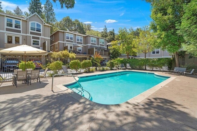 Building Photo - 182 Cuesta De Los Gatos