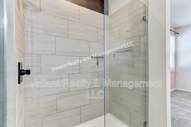 Building Photo - 1880 Cogdill Trace