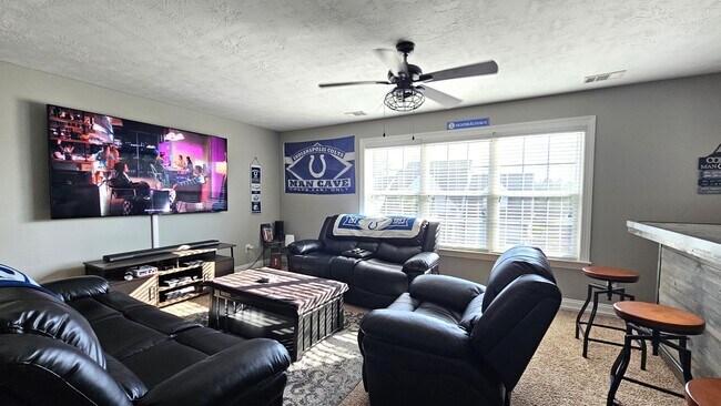 Building Photo - 821 Herrington Dr