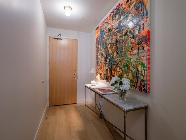 Building Photo - 44 East Ave