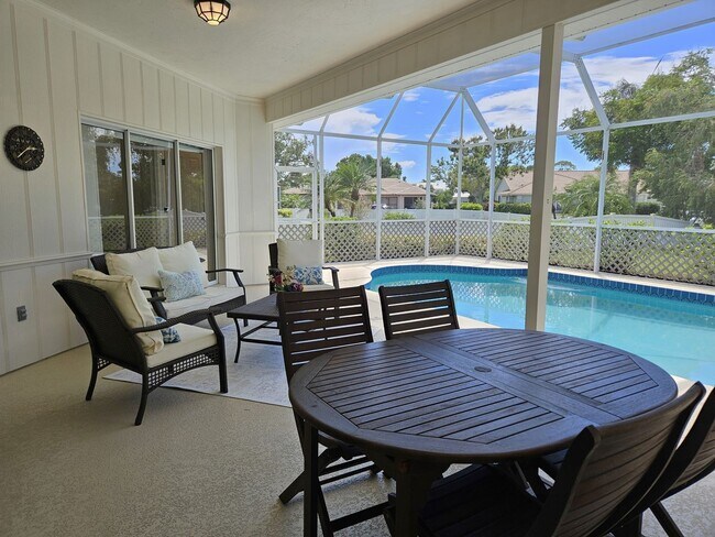 Building Photo - Seasonal Short-Term Private Heated Pool Home with 3 Bedroom, 2.5 Bath, 2 Car Garage in Sorrento W...