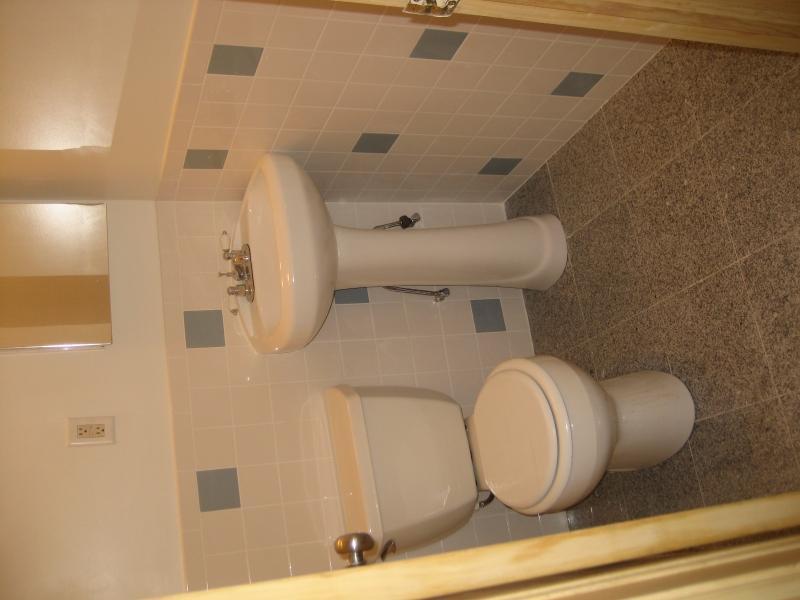 Building Photo - 190 Highland St