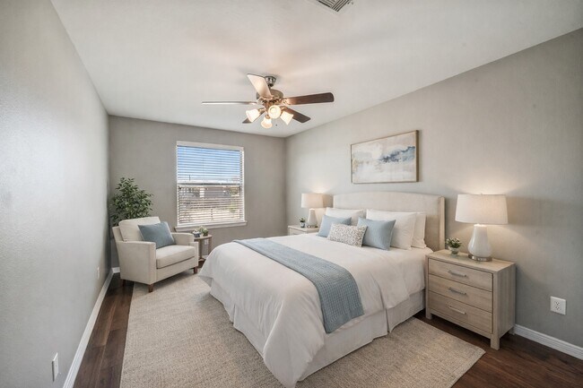 Building Photo - 1303 Dorothy St