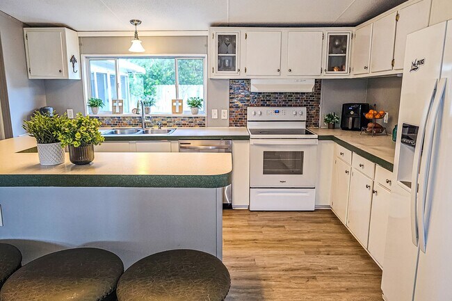 Building Photo - Private (Gated) Country Retreat - RV Hookups, 2 Decks, Back Patio, Outdoor Gaming/Utility Area, S...