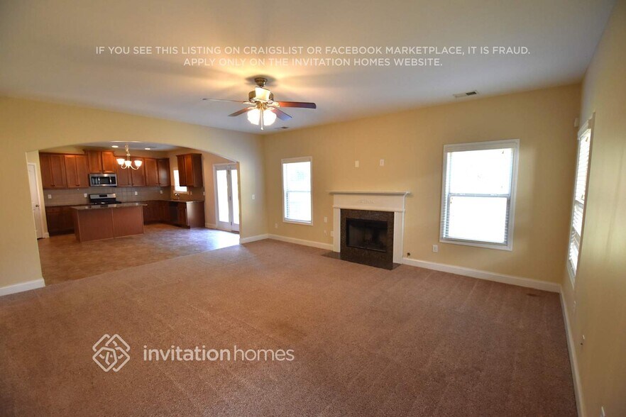 Building Photo - 5340 Hopewell Manor Dr