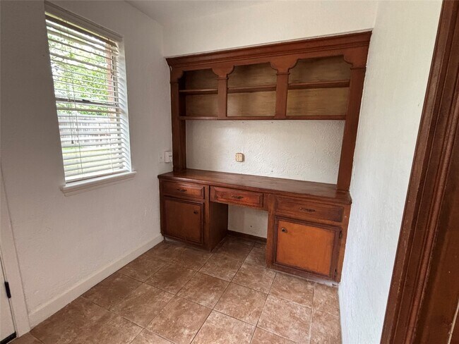 Building Photo - 20610 Shillington Ct