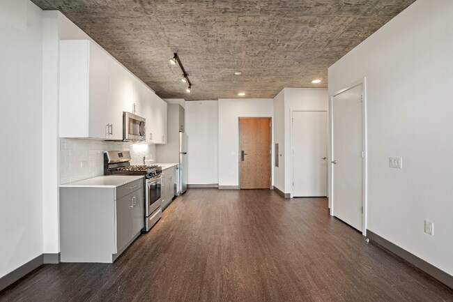 Building Photo - 153 N Elizabeth St