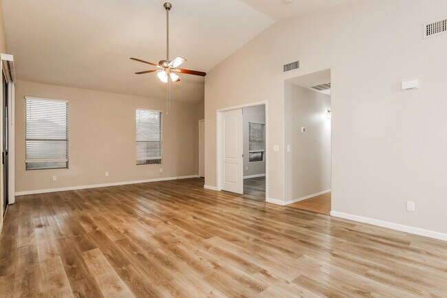 Building Photo - 15112 W Eureka Trail