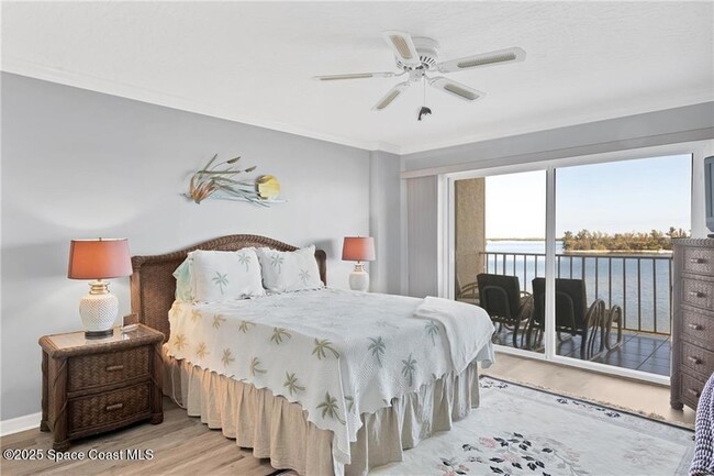 Building Photo - 6061 N River Run Dr