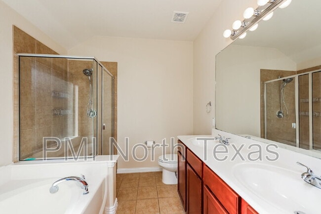 Building Photo - 601 Rising Creek Drive