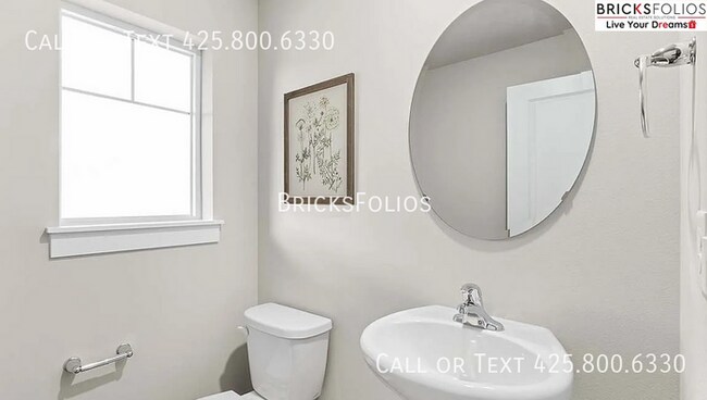 Building Photo - Your Dream Home Awaits in Port Orchard!