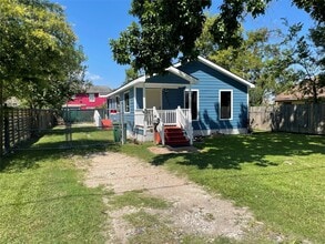 Building Photo - 2709 Terry St