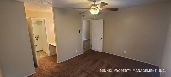 Building Photo - 4700 Boulder Dr