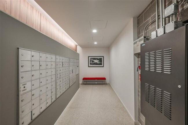 Building Photo - 3600 Montrose Blvd