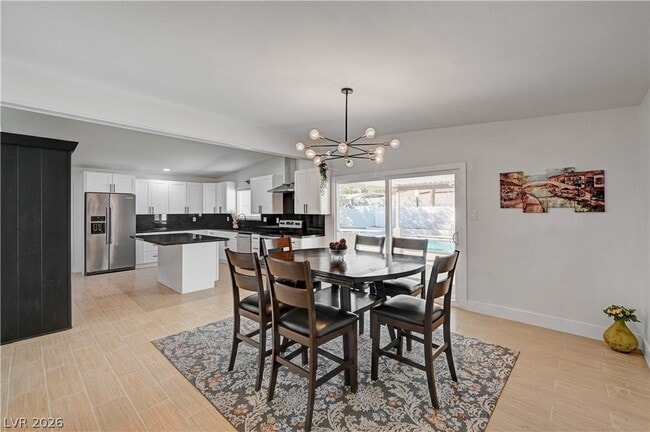 Building Photo - 1799 Valley Dr