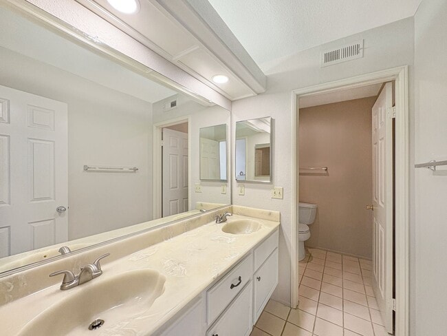 Building Photo - Spacious Oceanside Retreat with Pool, Spa,...