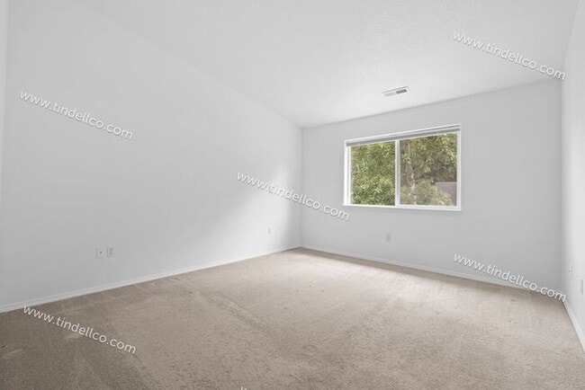 Building Photo - Bright & Beautiful Condo w/ Dual Primary Bedrooms, Walk-In Closets, Garage & A/C~ Located in NE P...