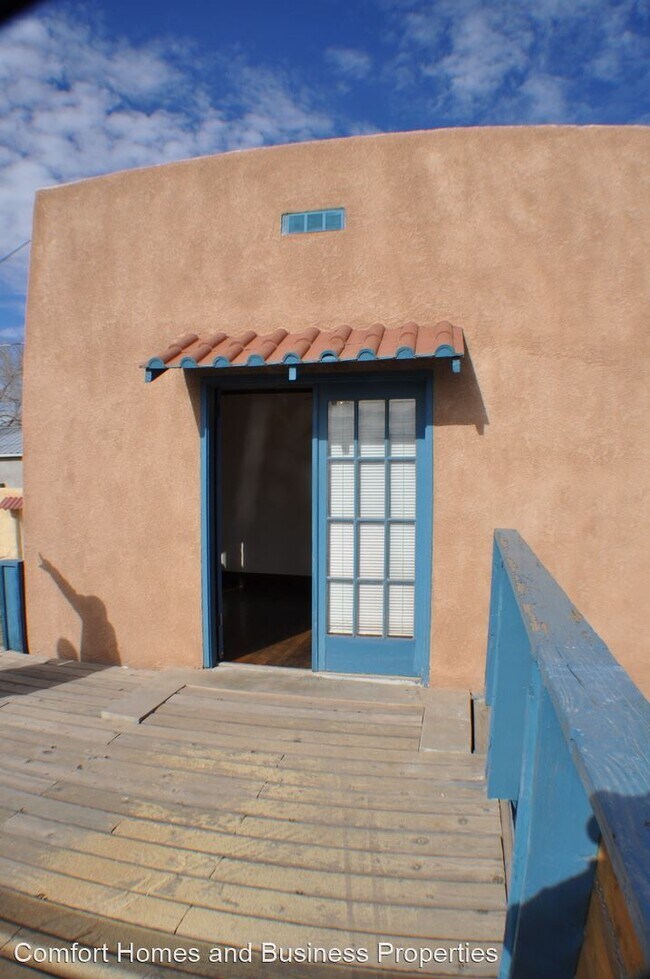 Building Photo - 4 br, 2 bath House - 201 Maple St NE