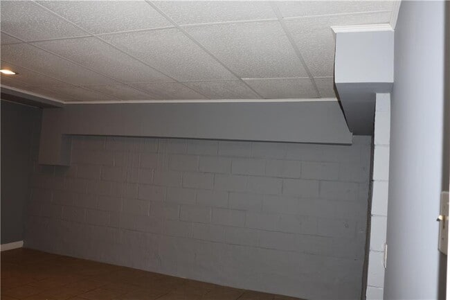 Building Photo - 2650 Old Spanish Trail