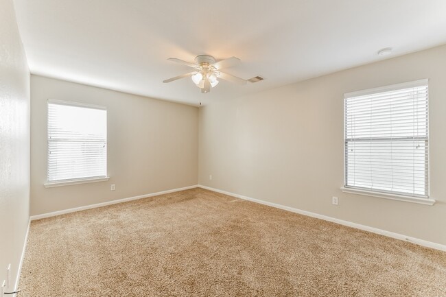 Building Photo - 21610 Rain Leaf Ct