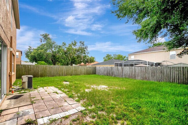 Building Photo - 6767 Waterton Dr
