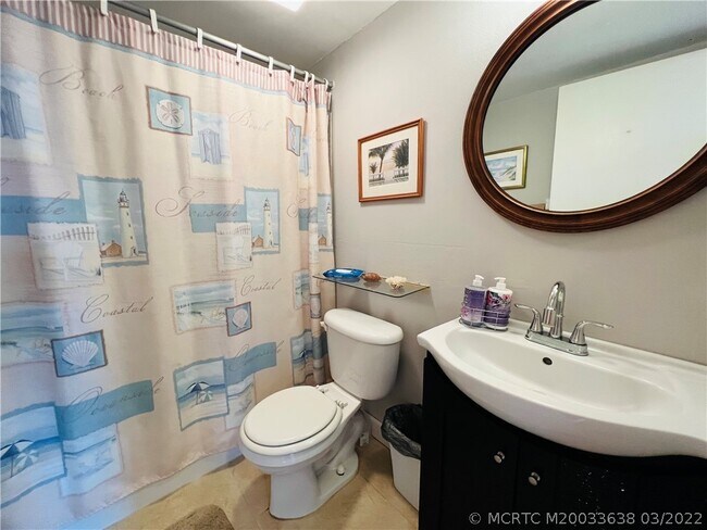 Building Photo - 7430 S Ocean Dr