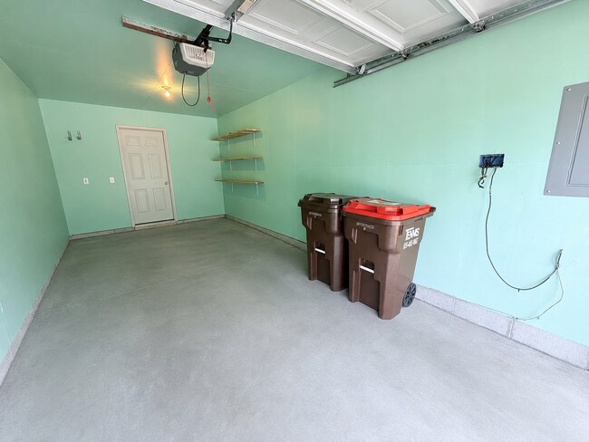 Building Photo - 393 Leeward Trail