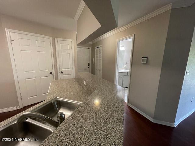 Building Photo - 7800 Point Meadows Dr