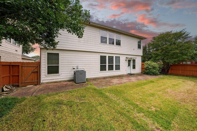 Building Photo - 21550 Elm Hurst Ln