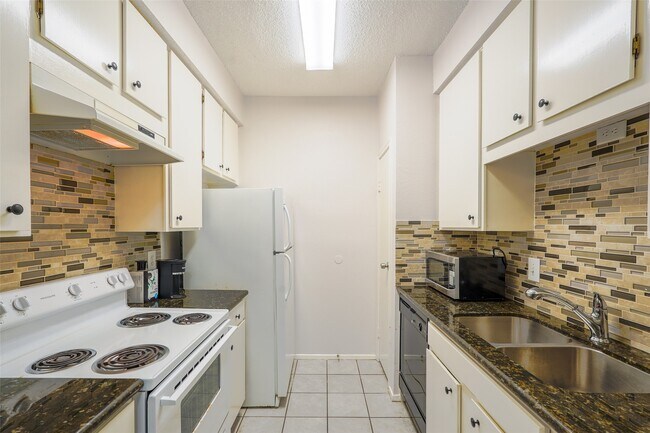 Building Photo - 7900 N Stadium Dr