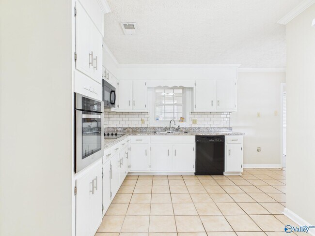 Building Photo - 9234 Segers Rd