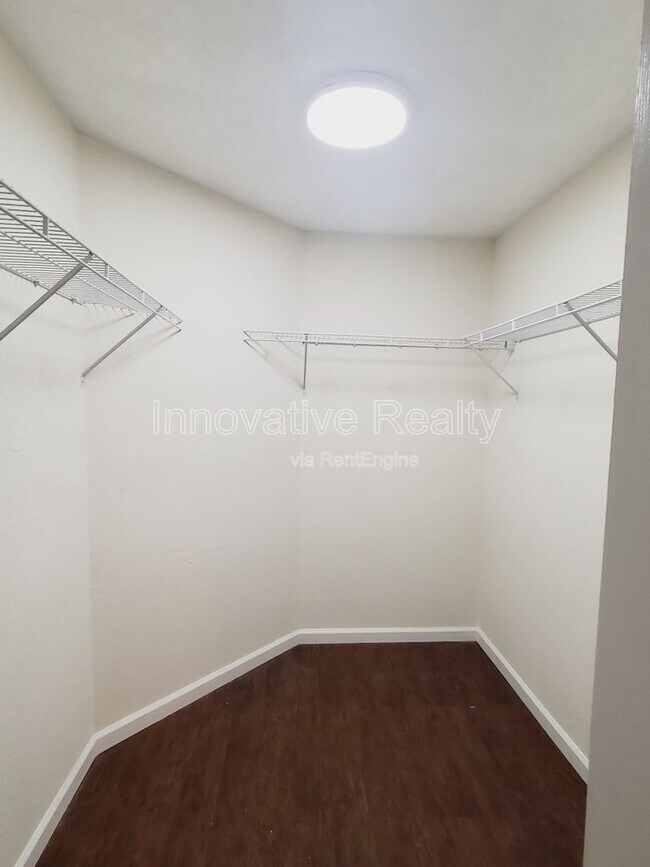 Building Photo - 12488 Huckleberry Finn Dr